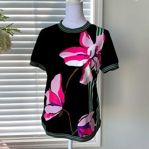 Ferragamo black floral print tee with green trim!